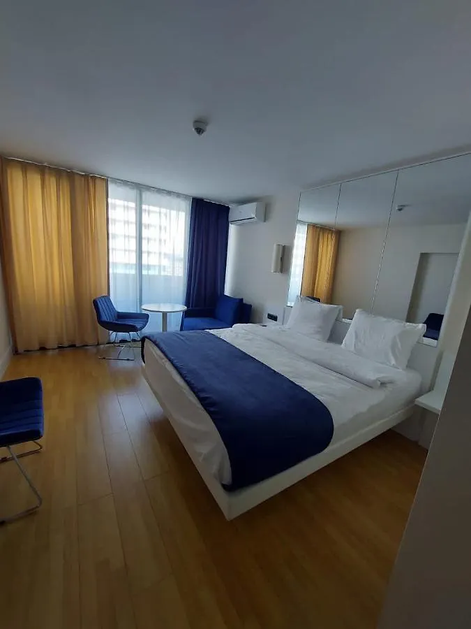Orbi City Lux Apartment Batumi 0*,